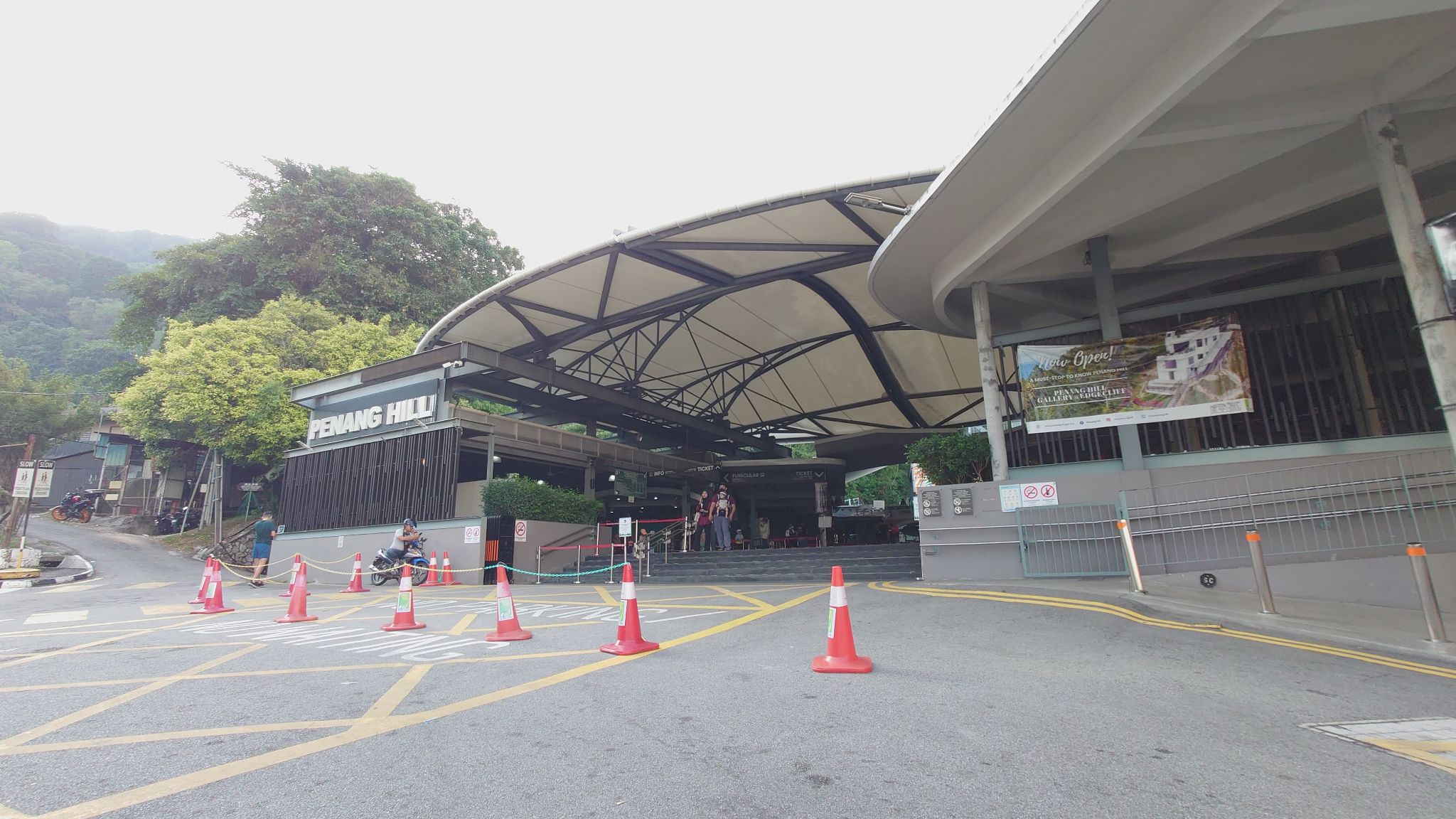 DSC 0000 BURST20230306180940902 COVER1